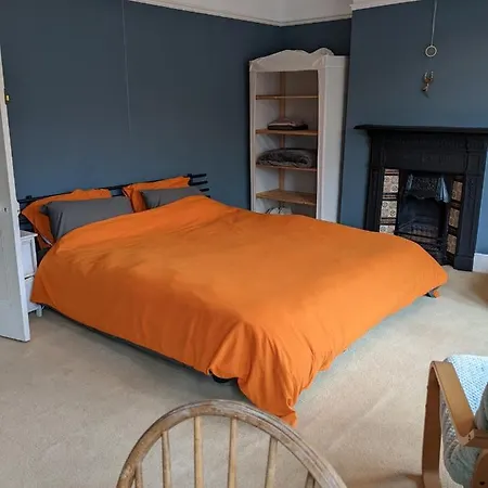 First Floor Apartment In Victorian House